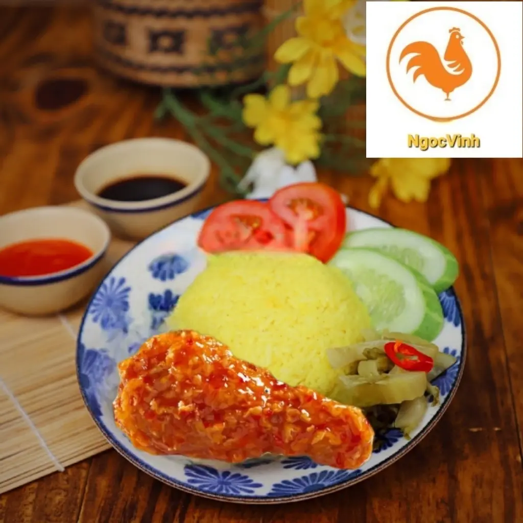 Hình ảnh Cơm Gà Rán Sốt Cay