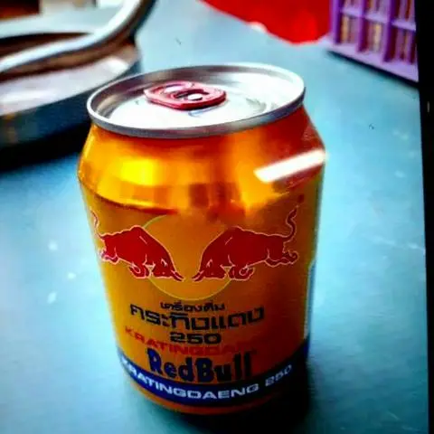 Hình ảnh Nước tăng lực red bull