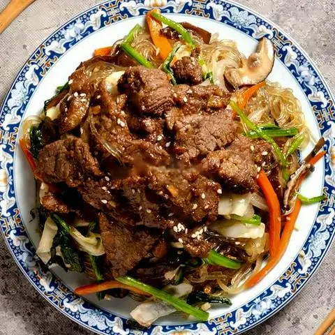 Hình ảnh Miến trộn Hàn Quốc