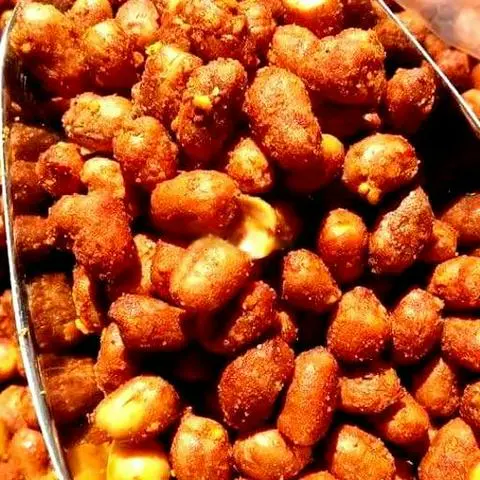 Hình ảnh Đậu phộng tỏi ớt hũ 500g