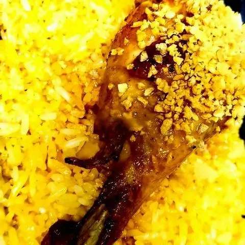 Hình ảnh Đùi Tỏi Sốt Mắm Tỏi (Không Cơm)