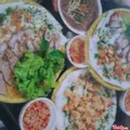 Hình ảnh BÁNH HỎI HEO Quay - LÒNG HEO - CẤP 3