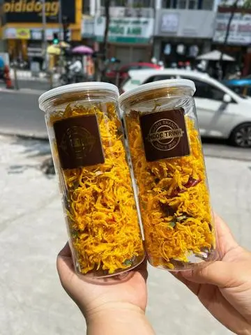Hình ảnh Khô gà lá chanh cao cấp