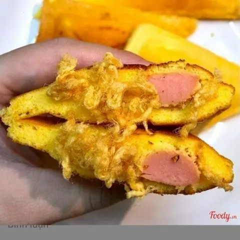 Hình ảnh Hotdog xúc xích chà bông