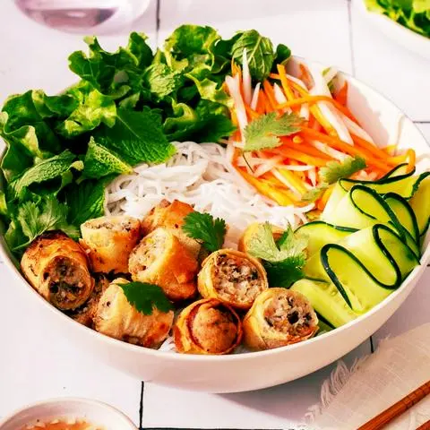 Hình ảnh Bún chả giò 