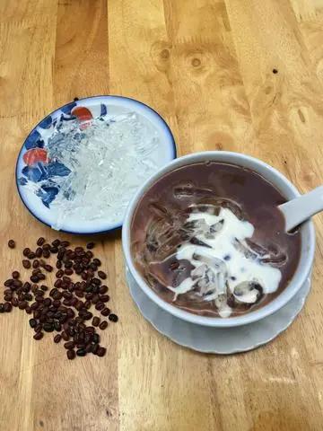 Hình ảnh Chè đậu đỏ thạch sợi cốt dừa 