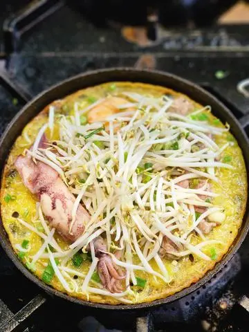 Hình ảnh Bánh Xèo Thập Cẩm Đặt Biệt ( Bò.Tôm.Mực )