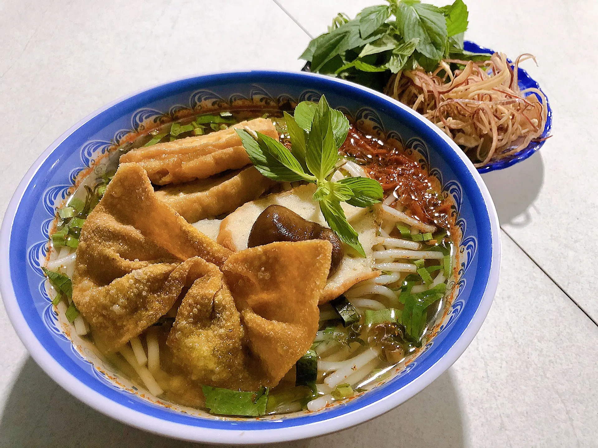 Hình ảnh Bún Huế