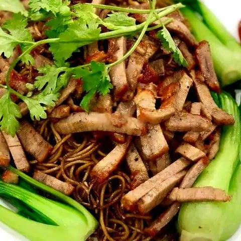 Hình ảnh Mì xào xá xíu