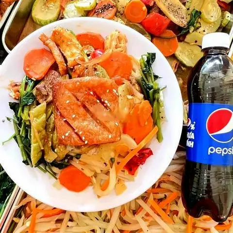 Hình ảnh Cơm chay thập cẩm - sườn rim chay - 1 pepsi