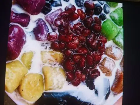 Hình ảnh Chè khoai dẻo đậu đỏ 