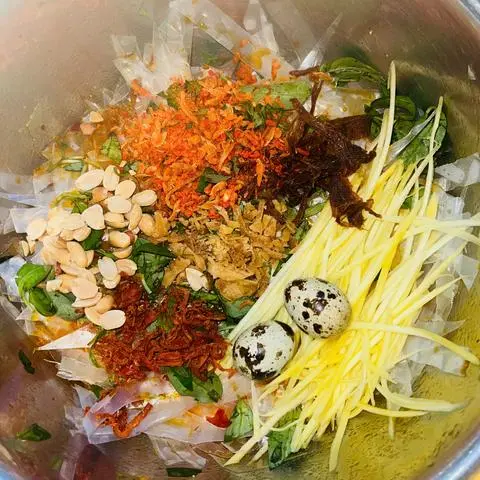 Hình ảnh bánh tráng trộn full topping