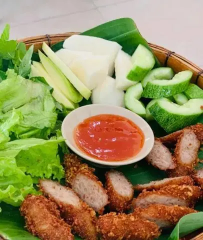 Hình ảnh Nem Chua Rán 