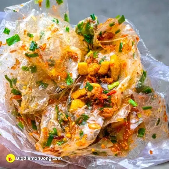 Hình ảnh [New] Bánh tráng phơi sương trộn mỡ hành + 2 trứng cút