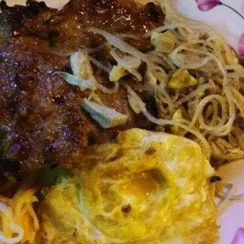 Hình ảnh Cơm Sườn Bì Trúng