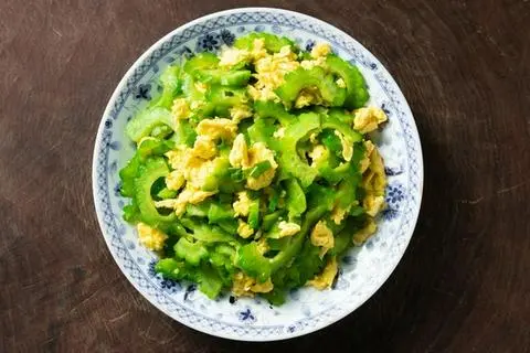 Hình ảnh khổ qua xào trứng 