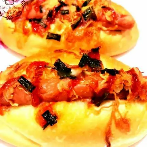Hình ảnh Bánh mì xúc xích