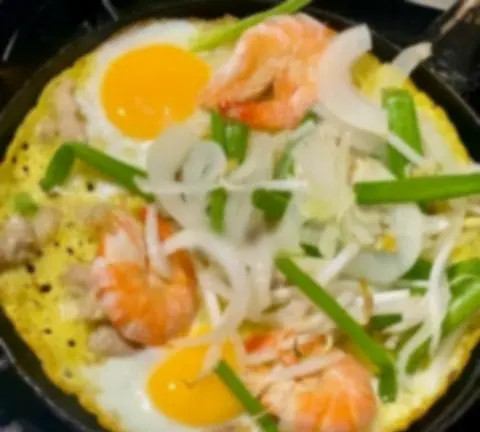 Hình ảnh Bánh xèo cút lòng đào tôm thịt