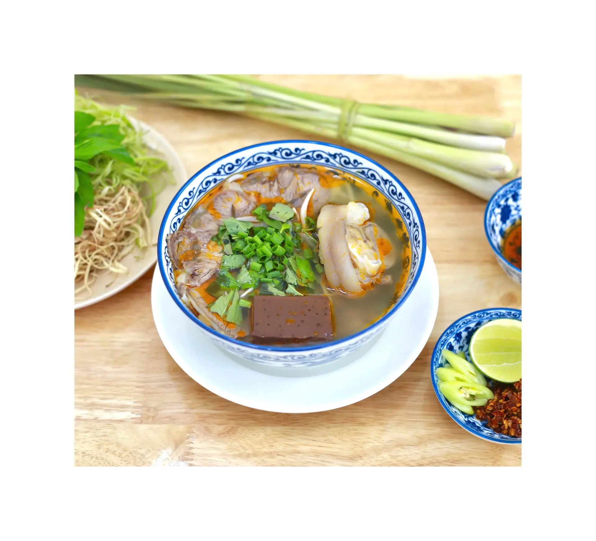 Hình ảnh Bún bò nạm giò