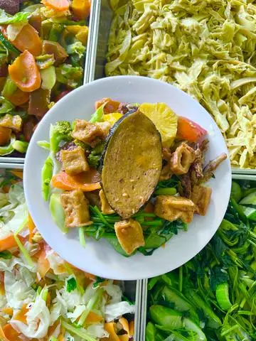 Hình ảnh Cơm chay cá thu