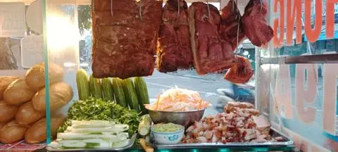 Hình ảnh Heo quay da giòn 1kg