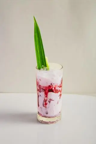 Hình ảnh Sữa tươi phúc bồn tử | Rasberry milk
