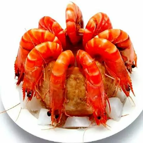 Hình ảnh Tôm sú hấp nước dừa 3 lạng tôm