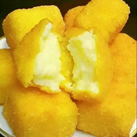 Hình ảnh Bánh Sữa Tươi Rán (5 Bánh) (Kèm Tương Ớt, Cà)