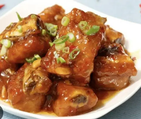 Hình ảnh Cơm sườn xào chua ngọt