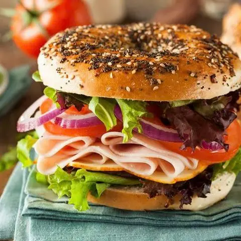 Hình ảnh B11. Bagel jambon W/ Bacon