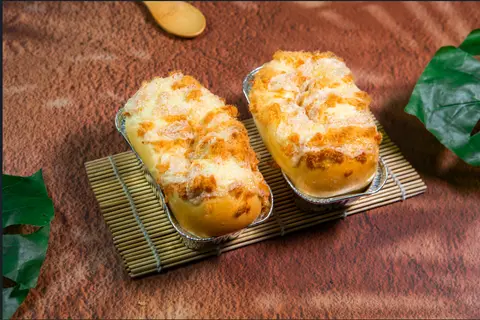 Hình ảnh Bánh Mỳ Trứng Muối Chà Bông