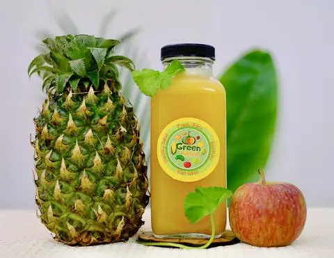 Hình ảnh Nước ép thơm táo