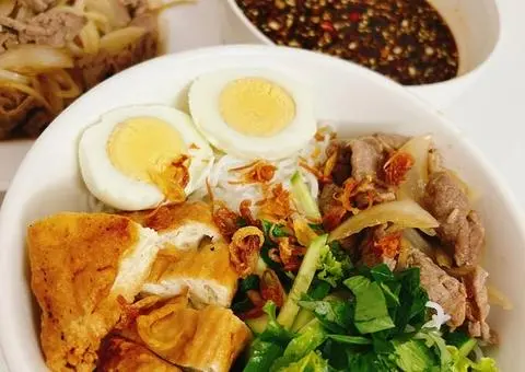 Hình ảnh Bún nước tương - mặn