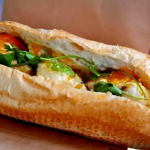 Hình ảnh Bánh mì 2 trứng oppla