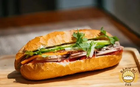 Hình ảnh Bánh Mì Trứng