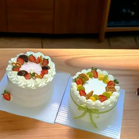 Hình ảnh bánh kem trái cây