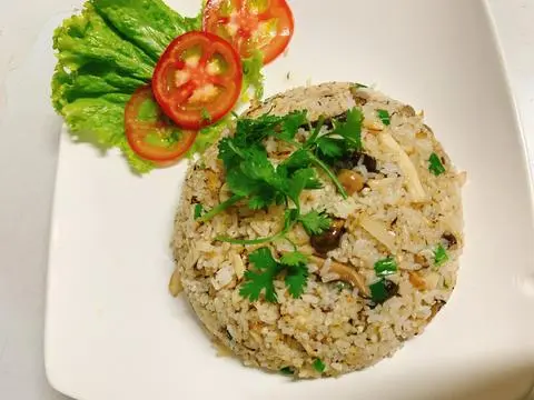 Hình ảnh Cơm chiên nấm