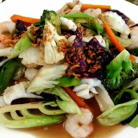 Hình ảnh Hủ tíu xào hải sản
