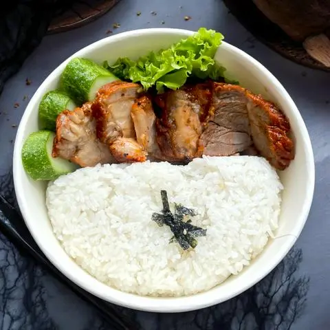 Hình ảnh Cơm thịt heo xá xíu Thượng Hải ^^