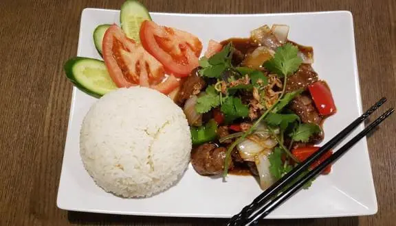 Hình ảnh Cơm chiên bò lúc lắc