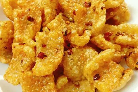 Hình ảnh Da heo rim mắm hành