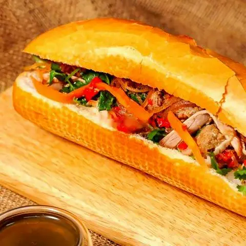 Hình ảnh Bánh mì thịt đặc biệt