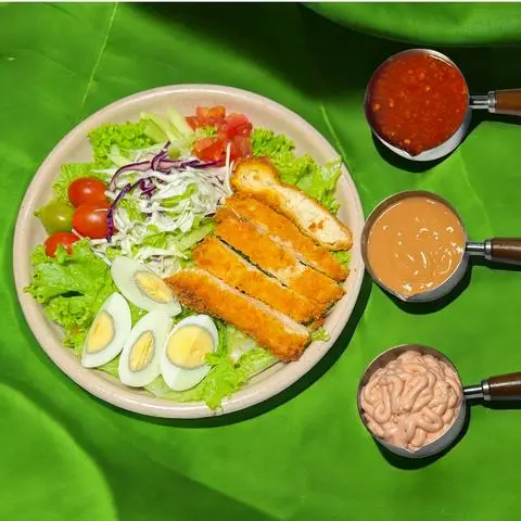 Hình ảnh Salad gà tempura - trứng