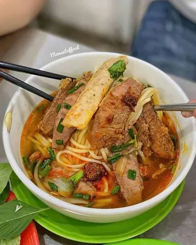 Hình ảnh Bún bò nạm chả