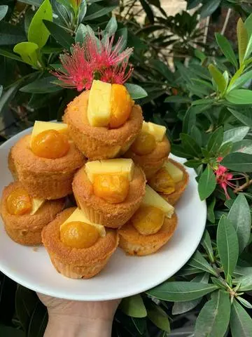 Hình ảnh Cupcake trứng muối phô mai