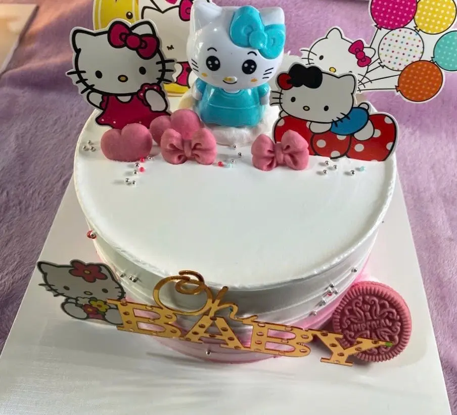 Hình ảnh bánh kem Hello kitty 