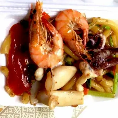 Hình ảnh Nui xào hải sản