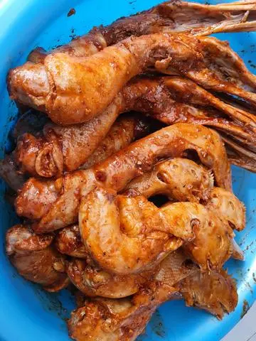 Hình ảnh Đầu gà - 1 cái
