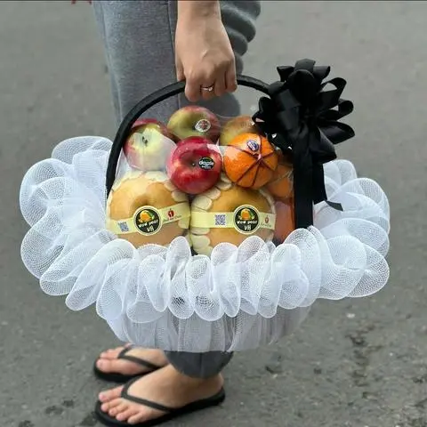 Hình ảnh Giỏ kính viếng trái cây nhập khẩu ( sz17 )