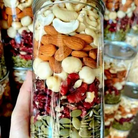 Hình ảnh Nhân hạt dinh dưỡng Vip mix 500g